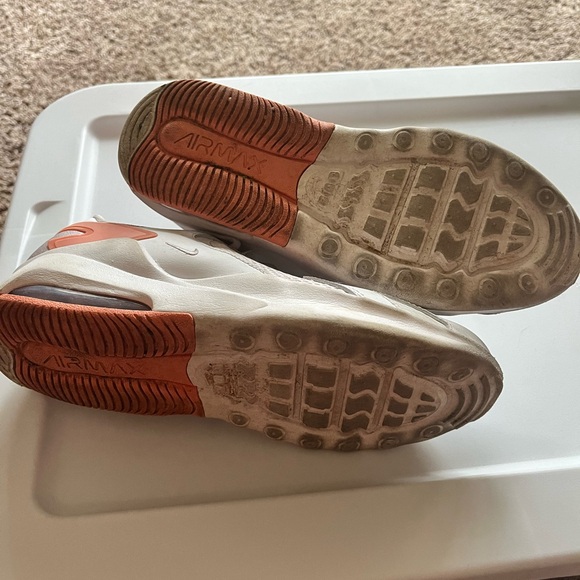 Nike Air Max Bolt 'Light Violet Crimson Bliss' Big Kids Shoes CW1626-501 5.5Y - Picture 2 of 3